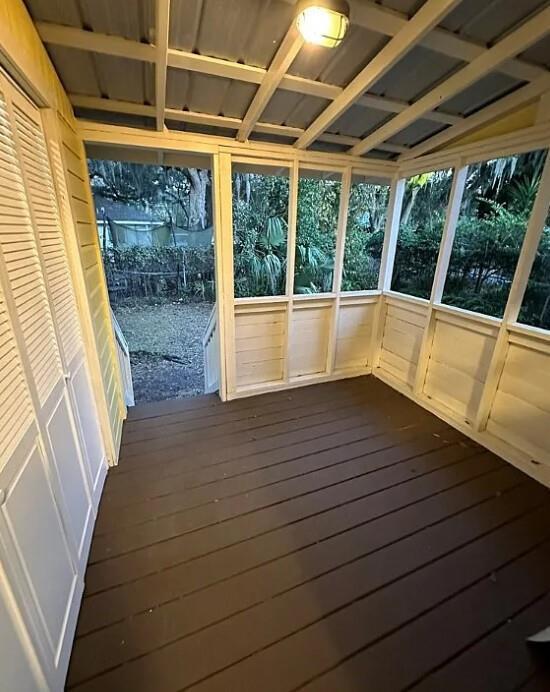 Building Photo - 612 Albany St