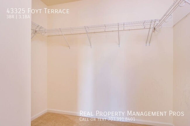 Building Photo - 43325 Foyt Terrace