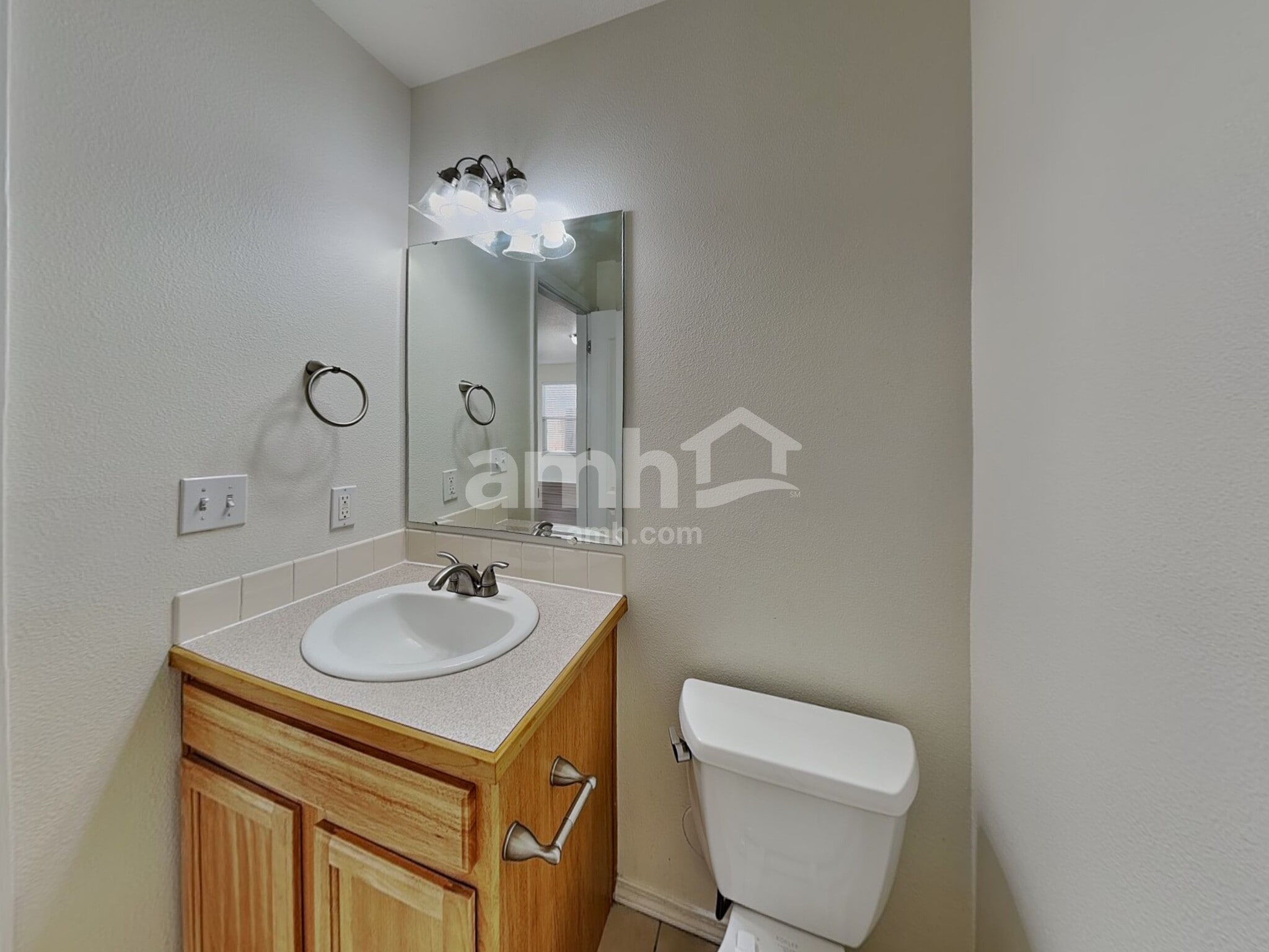 Building Photo - 9451 W Portola Dr