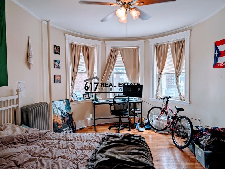 Building Photo - 16 Fuller St