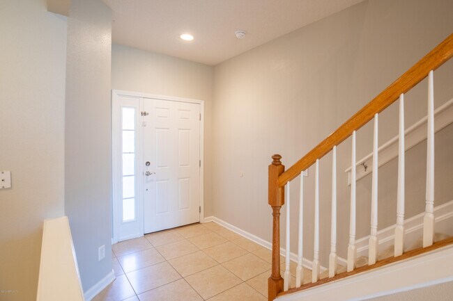 Building Photo - 13292 Stone Pond Dr