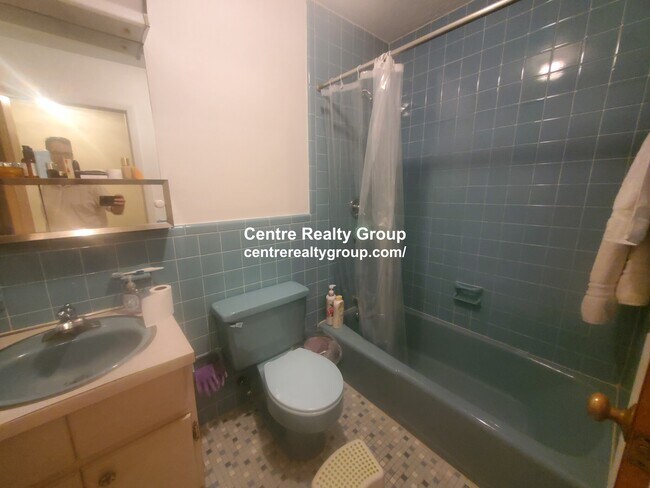 Building Photo - 155 Lexington St