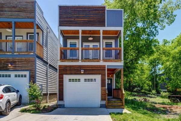 Building Photo - 324 Queen Ave