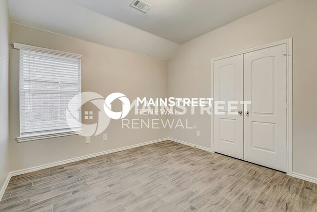 Building Photo - 6410 Peach Tree Ct