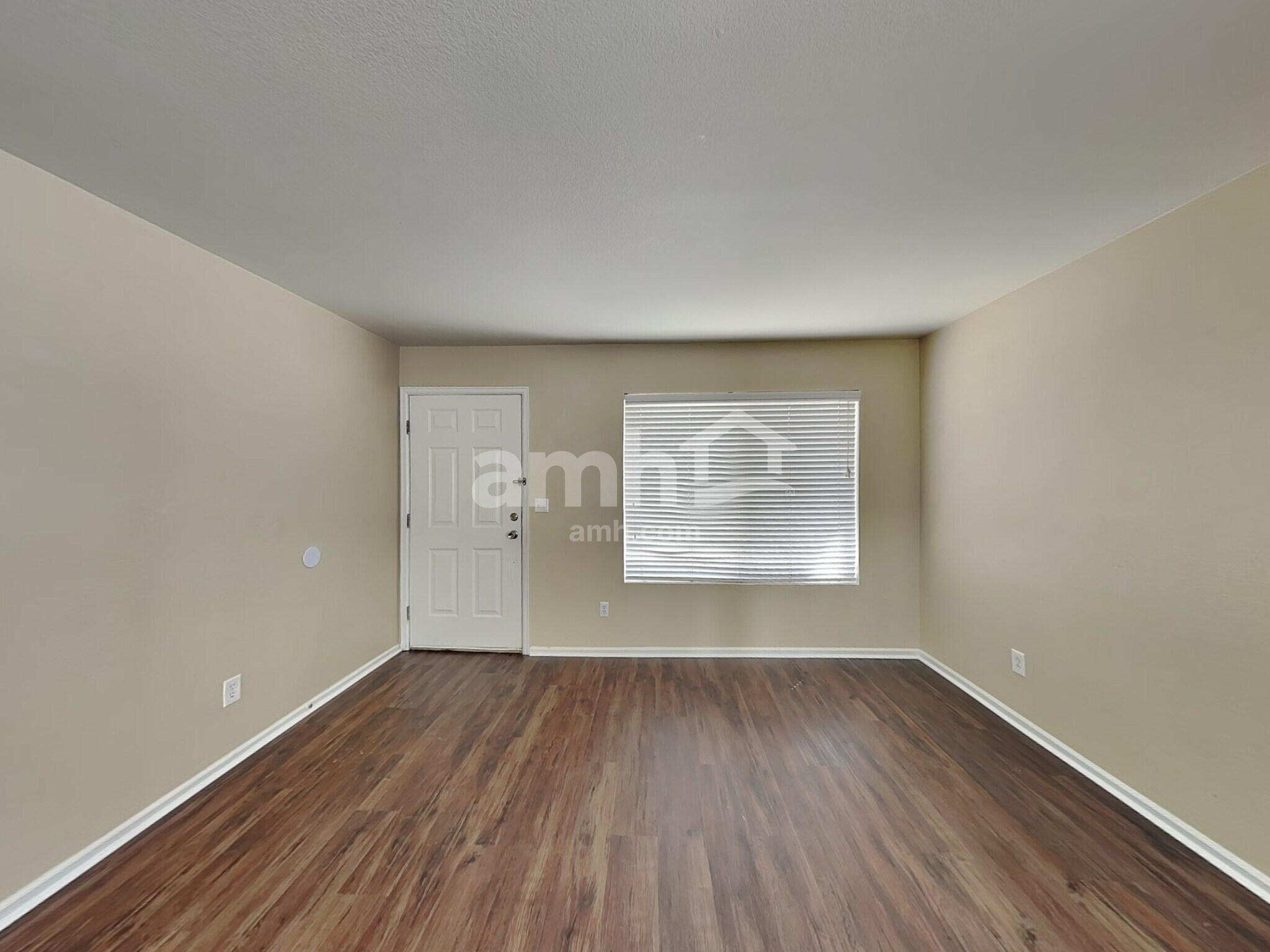 Building Photo - 21607 E 53rd Pl