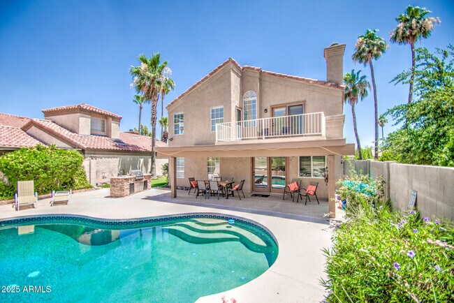 Building Photo - 6832 W Morrow Dr