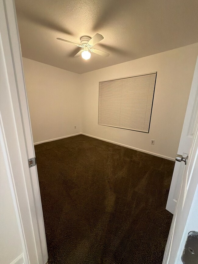 Building Photo - 1784 S Fairway Cir