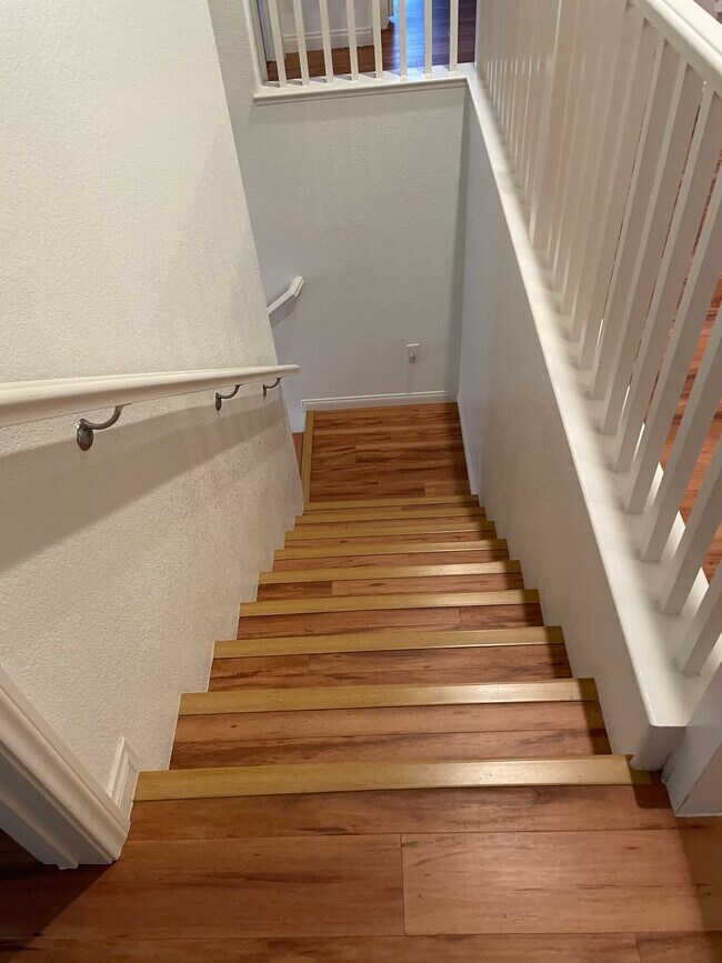 Staircase - 3912 Sweet Pine St