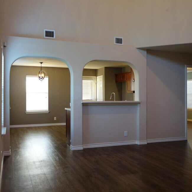 Building Photo - 109 Caddis Cv