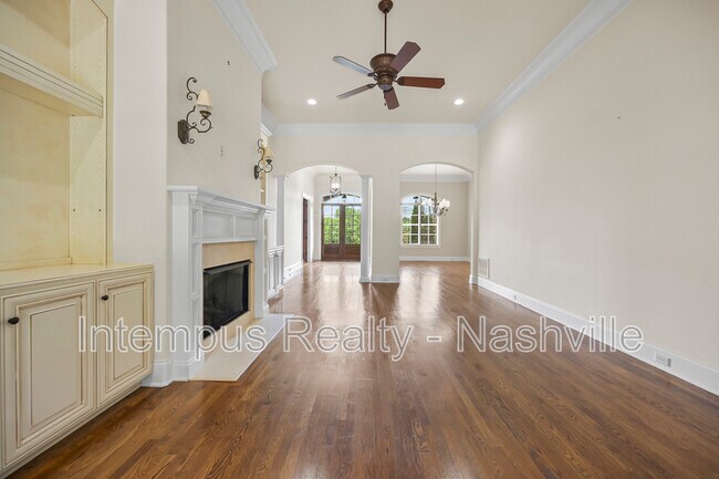Building Photo - 7 Crooked Stick Ln