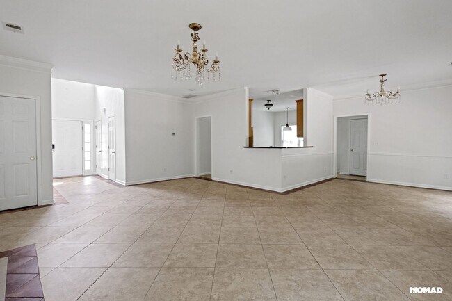 Building Photo - Charming 3BR House in Roswell