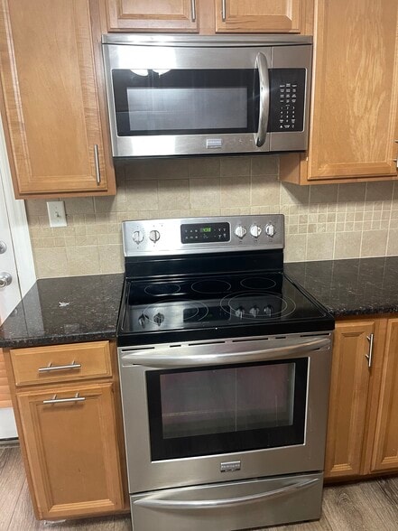 Building Photo - 1400 Harford Square Dr