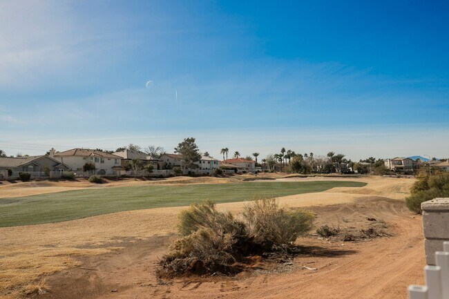 Building Photo - Luxury Home located in Henderson