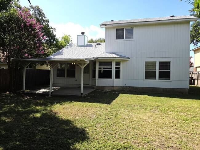 Building Photo - 1600 Hollow Tree Blvd