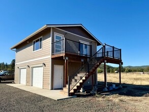 Building Photo - 15751 Shiloh Rd