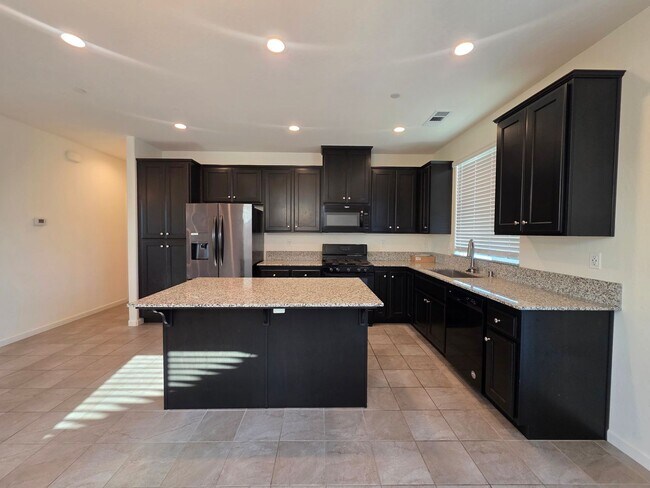 Building Photo - 1774 Bolton Ave