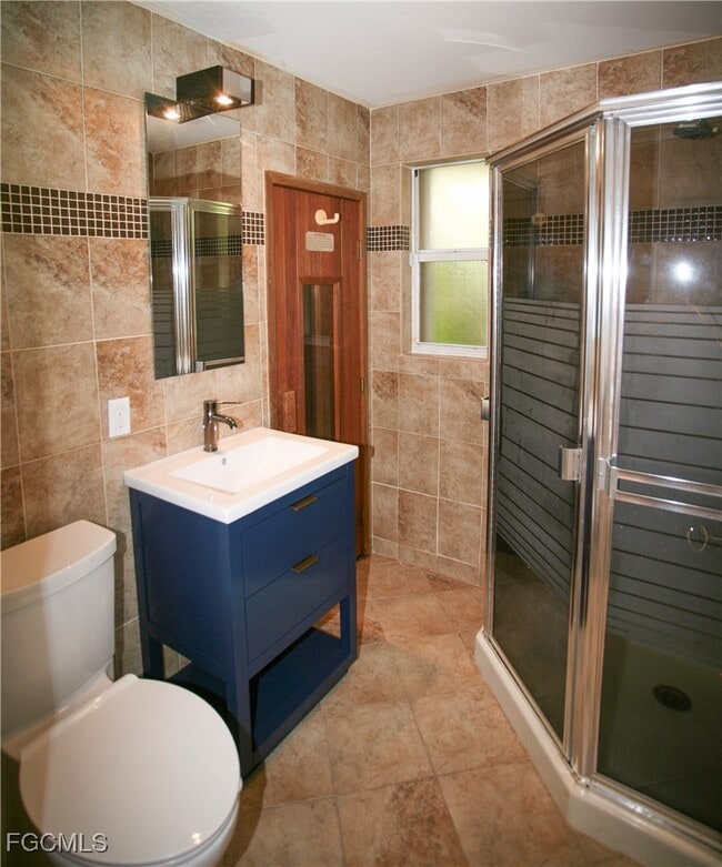 Building Photo - 1525 Covington Cir E