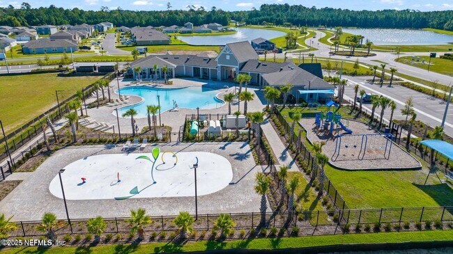 Building Photo - 12659 European Beech Rd