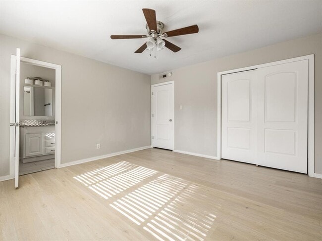 Building Photo - 800 Monterrey Pl