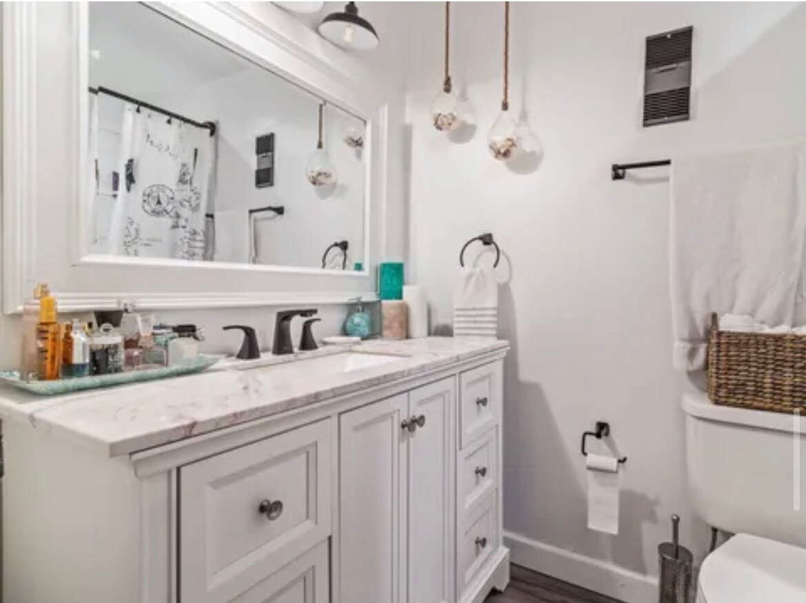 Building Photo - 2925 Lichen Ln