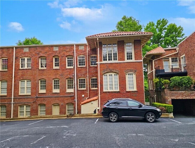 Building Photo - 1 S Prado NE