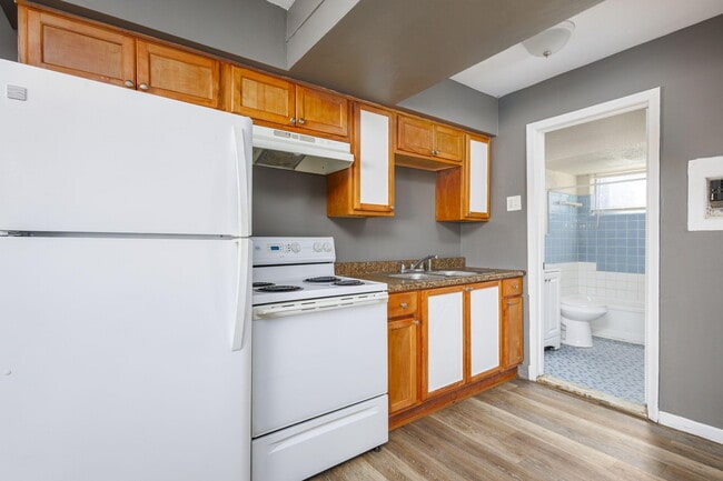 Building Photo - 19625 Conant St