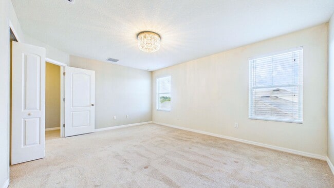 Building Photo - 4-Bedroom Home with Spacious Layout in Ayersworth Glen – Wimauma, FL