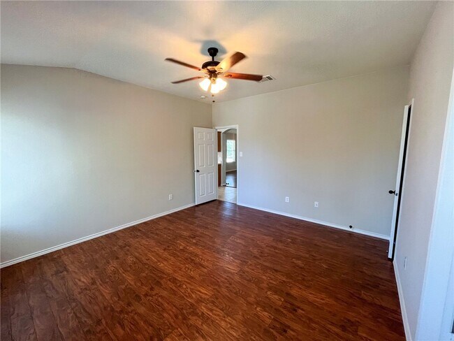 Building Photo - 1011 Burgess Dr