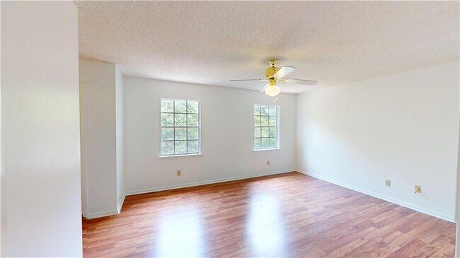 Building Photo - 212 Nack Ln