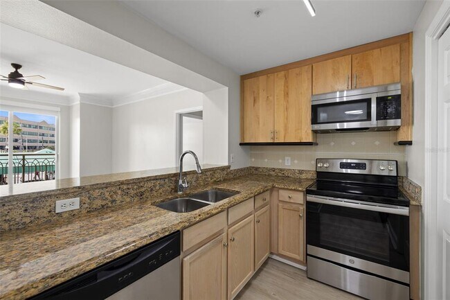 Building Photo - 345 Bayshore Blvd