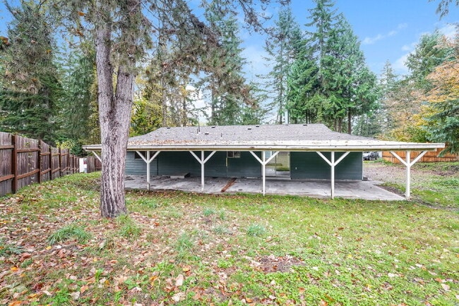 Building Photo - 6825 180th St SE