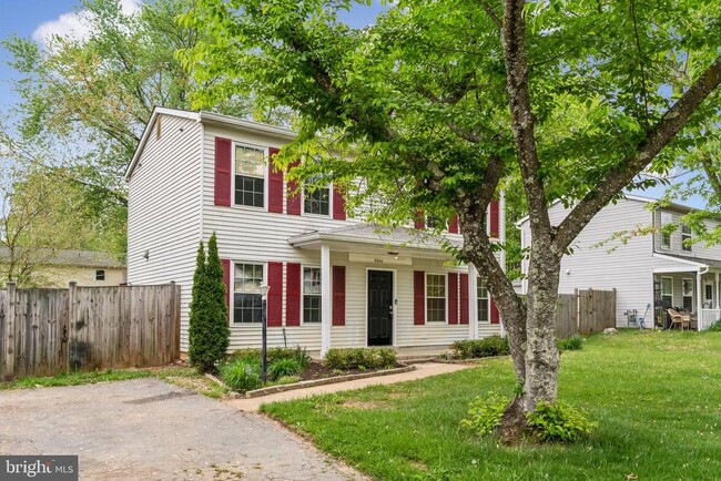 Building Photo - 5566 St Charles Dr