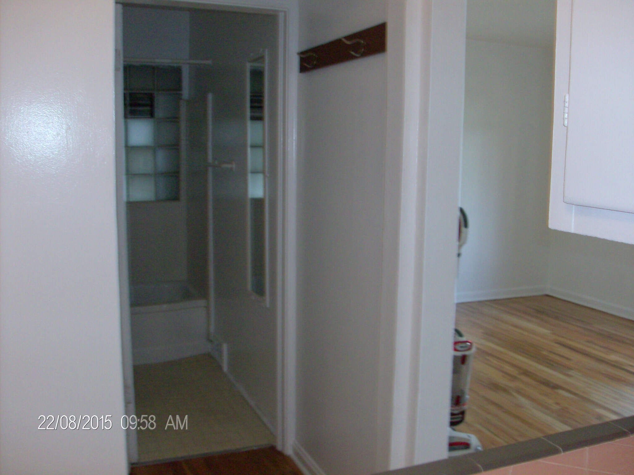 Building Photo - 1083 E 3rd Ave