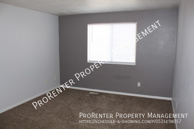 Building Photo - 2176 1630 N St