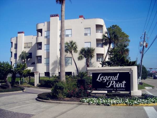 Primary Photo - Legend Point Condominiums