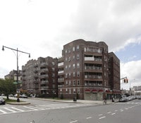 Building Photo - 25-40 SHORE BLVD