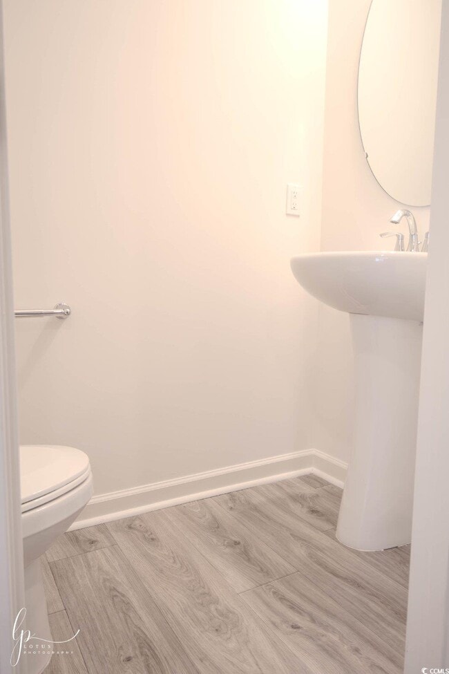 Building Photo - 119 Crescent Wy