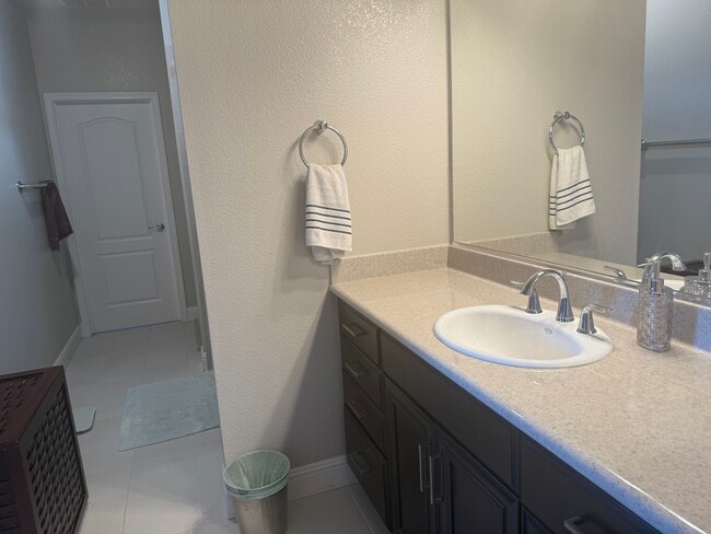 Building Photo - 1141 Veranda Wy