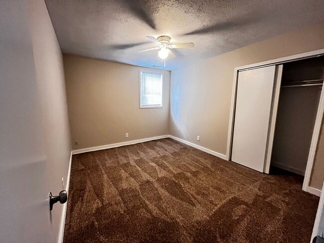 Building Photo - Charming 3 Bed and 1 Bath Home