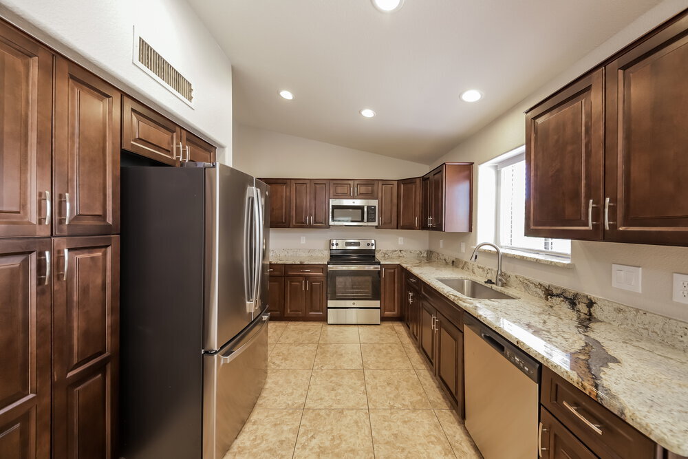 Building Photo - 3118 W Casitas Del Rio Dr