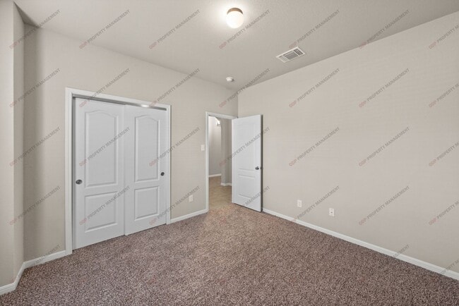 Building Photo - 10217 Eaglefire Dr