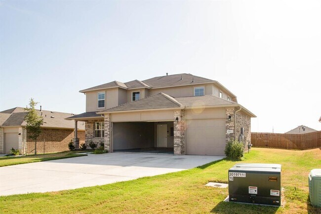 Building Photo - 1612 Fairhaven Gtwy