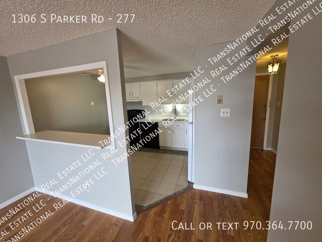 Building Photo - 1306 S Parker Rd