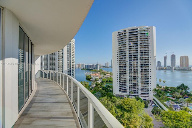 Building Photo - 4100 Island Blvd