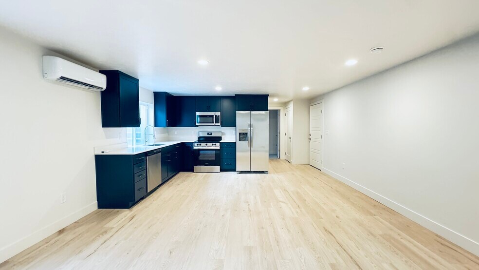 Building Photo - 15069 S Peace Dr