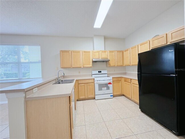 Building Photo - 4932 Bellthorn Dr