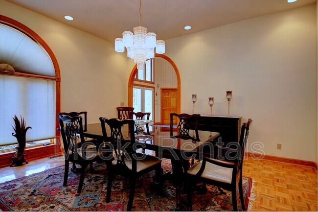 Building Photo - 30 Bridlewood Rd
