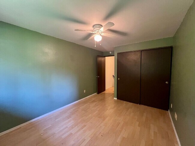 Building Photo - Black Lake Access! W/S/G Included
