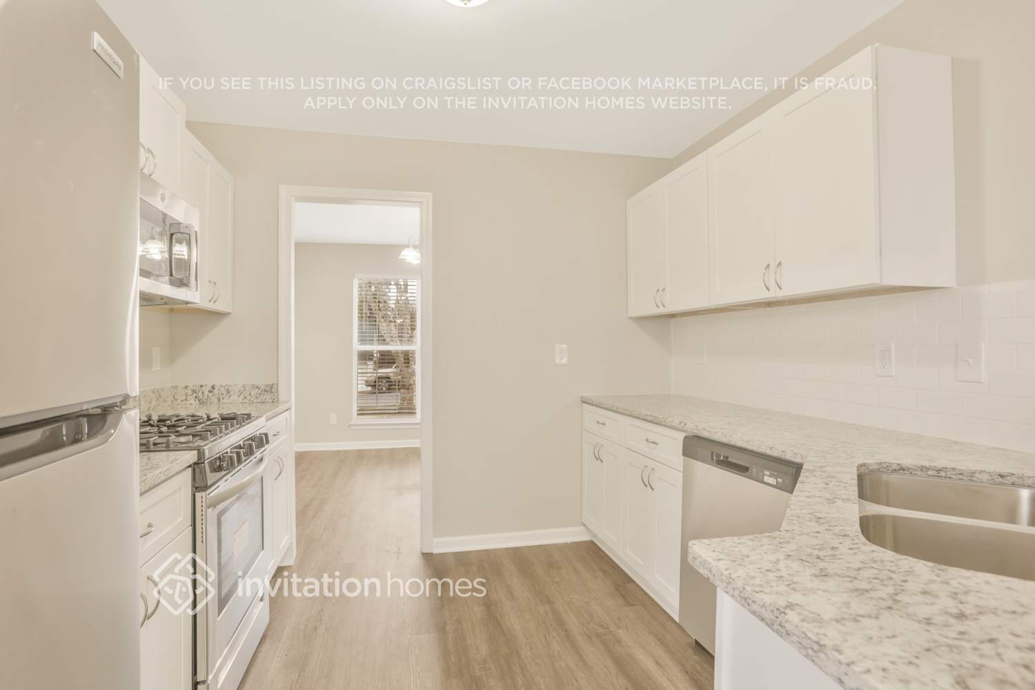 Building Photo - 1009 Meadow Glen Cir