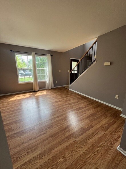 Building Photo - 1716 William Dr